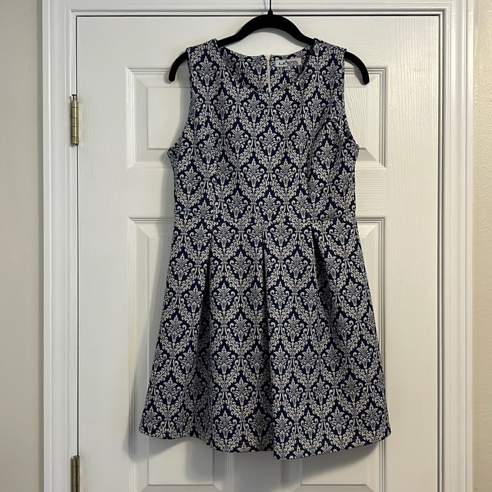 Navy Damask Print Fit and Flare Sleeveless Scoop L.A. Soul Dress Size M/L